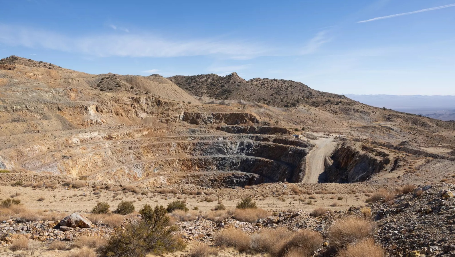 {"type":"elementor","siteurl":"https://www.musagold.com/wp-json/","elements":[{"id":"c6442de","elType":"widget","isInner":false,"isLocked":false,"settings":{"image":{"url":"https://www.musagold.com//app/data/wp-content/uploads/2025/04/PHOTO-2025-04-16-21-43-25.jpg","id":"24938","size":"","alt":"","source":"library"},"image_size":"medium_large","kng_adv_border_radius_value":"30% 70% 70% 30% / 30% 30% 70% 70%","pa_condition_repeater":[],"premium_tooltip_text":"Hi, I'm a global tooltip.","premium_tooltip_position":"top,bottom","image_custom_dimension":{"width":"","height":""},"caption_source":"none","caption":"","link_to":"none","link":{"url":"","is_external":"","nofollow":"","custom_attributes":""},"open_lightbox":"default","align":"","align_tablet":"","align_mobile":"","width":{"unit":"%","size":"","sizes":[]},"width_tablet":{"unit":"%","size":"","sizes":[]},"width_mobile":{"unit":"%","size":"","sizes":[]},"space":{"unit":"%","size":"","sizes":[]},"space_tablet":{"unit":"%","size":"","sizes":[]},"space_mobile":{"unit":"%","size":"","sizes":[]},"height":{"unit":"px","size":"","sizes":[]},"height_tablet":{"unit":"px","size":"","sizes":[]},"height_mobile":{"unit":"px","size":"","sizes":[]},"object-fit":"","object-fit_tablet":"","object-fit_mobile":"","object-position":"center center","object-position_tablet":"","object-position_mobile":"","opacity":{"unit":"px","size":"","sizes":[]},"css_filters_css_filter":"","css_filters_blur":{"unit":"px","size":0,"sizes":[]},"css_filters_brightness":{"unit":"px","size":100,"sizes":[]},"css_filters_contrast":{"unit":"px","size":100,"sizes":[]},"css_filters_saturate":{"unit":"px","size":100,"sizes":[]},"css_filters_hue":{"unit":"px","size":0,"sizes":[]},"opacity_hover":{"unit":"px","size":"","sizes":[]},"css_filters_hover_css_filter":"","css_filters_hover_blur":{"unit":"px","size":0,"sizes":[]},"css_filters_hover_brightness":{"unit":"px","size":100,"sizes":[]},"css_filters_hover_contrast":{"unit":"px","size":100,"sizes":[]},"css_filters_hover_saturate":{"unit":"px","size":100,"sizes":[]},"css_filters_hover_hue":{"unit":"px","size":0,"sizes":[]},"background_hover_transition":{"unit":"px","size":"","sizes":[]},"hover_animation":"","image_border_border":"","image_border_width":{"unit":"px","top":"","right":"","bottom":"","left":"","isLinked":true},"image_border_width_tablet":{"unit":"px","top":"","right":"","bottom":"","left":"","isLinked":true},"image_border_width_mobile":{"unit":"px","top":"","right":"","bottom":"","left":"","isLinked":true},"image_border_color":"","image_border_radius":{"unit":"px","top":"","right":"","bottom":"","left":"","isLinked":true},"image_border_radius_tablet":{"unit":"px","top":"","right":"","bottom":"","left":"","isLinked":true},"image_border_radius_mobile":{"unit":"px","top":"","right":"","bottom":"","left":"","isLinked":true},"image_box_shadow_box_shadow_type":"","image_box_shadow_box_shadow":{"horizontal":0,"vertical":0,"blur":10,"spread":0,"color":"rgba(0,0,0,0.5)"},"caption_align":"","caption_align_tablet":"","caption_align_mobile":"","text_color":"","caption_background_color":"","caption_typography_typography":"","caption_typography_font_family":"","caption_typography_font_size":{"unit":"px","size":"","sizes":[]},"caption_typography_font_size_tablet":{"unit":"px","size":"","sizes":[]},"caption_typography_font_size_mobile":{"unit":"px","size":"","sizes":[]},"caption_typography_font_weight":"","caption_typography_text_transform":"","caption_typography_font_style":"","caption_typography_text_decoration":"","caption_typography_line_height":{"unit":"px","size":"","sizes":[]},"caption_typography_line_height_tablet":{"unit":"em","size":"","sizes":[]},"caption_typography_line_height_mobile":{"unit":"em","size":"","sizes":[]},"caption_typography_letter_spacing":{"unit":"px","size":"","sizes":[]},"caption_typography_letter_spacing_tablet":{"unit":"px","size":"","sizes":[]},"caption_typography_letter_spacing_mobile":{"unit":"px","size":"","sizes":[]},"caption_typography_word_spacing":{"unit":"px","size":"","sizes":[]},"caption_typography_word_spacing_tablet":{"unit":"em","size":"","sizes":[]},"caption_typography_word_spacing_mobile":{"unit":"em","size":"","sizes":[]},"caption_text_shadow_text_shadow_type":"","caption_text_shadow_text_shadow":{"horizontal":0,"vertical":0,"blur":10,"color":"rgba(0,0,0,0.3)"},"caption_space":{"unit":"px","size":"","sizes":[]},"caption_space_tablet":{"unit":"px","size":"","sizes":[]},"caption_space_mobile":{"unit":"px","size":"","sizes":[]},"_title":"","_margin":{"unit":"px","top":"","right":"","bottom":"","left":"","isLinked":true},"_margin_tablet":{"unit":"px","top":"","right":"","bottom":"","left":"","isLinked":true},"_margin_mobile":{"unit":"px","top":"","right":"","bottom":"","left":"","isLinked":true},"_padding":{"unit":"px","top":"","right":"","bottom":"","left":"","isLinked":true},"_padding_tablet":{"unit":"px","top":"","right":"","bottom":"","left":"","isLinked":true},"_padding_mobile":{"unit":"px","top":"","right":"","bottom":"","left":"","isLinked":true},"_element_width":"","_element_width_tablet":"","_element_width_mobile":"","_element_custom_width":{"unit":"%","size":"","sizes":[]},"_element_custom_width_tablet":{"unit":"px","size":"","sizes":[]},"_element_custom_width_mobile":{"unit":"px","size":"","sizes":[]},"_grid_column":"","_grid_column_tablet":"","_grid_column_mobile":"","_grid_column_custom":"","_grid_column_custom_tablet":"","_grid_column_custom_mobile":"","_grid_row":"","_grid_row_tablet":"","_grid_row_mobile":"","_grid_row_custom":"","_grid_row_custom_tablet":"","_grid_row_custom_mobile":"","_element_vertical_align":"","_element_vertical_align_tablet":"","_element_vertical_align_mobile":"","_position":"","_offset_orientation_h":"start","_offset_x":{"unit":"px","size":0,"sizes":[]},"_offset_x_tablet":{"unit":"px","size":"","sizes":[]},"_offset_x_mobile":{"unit":"px","size":"","sizes":[]},"_offset_x_end":{"unit":"px","size":0,"sizes":[]},"_offset_x_end_tablet":{"unit":"px","size":"","sizes":[]},"_offset_x_end_mobile":{"unit":"px","size":"","sizes":[]},"_offset_orientation_v":"start","_offset_y":{"unit":"px","size":0,"sizes":[]},"_offset_y_tablet":{"unit":"px","size":"","sizes":[]},"_offset_y_mobile":{"unit":"px","size":"","sizes":[]},"_offset_y_end":{"unit":"px","size":0,"sizes":[]},"_offset_y_end_tablet":{"unit":"px","size":"","sizes":[]},"_offset_y_end_mobile":{"unit":"px","size":"","sizes":[]},"_z_index":"","_z_index_tablet":"","_z_index_mobile":"","_element_id":"","_css_classes":"","kng_glass_bg_enable":"","kng_glass_bg_blur_value":20,"kng_glass_bg_color":"rgba(0, 0, 0, 0)","kng_adv_border_radius_enable":"","kng_adv_border_radius_value_tablet":"","kng_adv_border_radius_value_mobile":"","kng_adv_border_radius_overflow":"hidden","kng_adv_border_radius_overflow_tablet":"","kng_adv_border_radius_overflow_mobile":"","kng_floating_animation_switch":"","kng_floating_animation_value_X":0,"kng_floating_animation_value":-20,"kng_floating_animation_duration":6000,"kng_floating_animation_delay":0,"kng_custom_css_switch":"","kng_custom_css":"[current-element] { }","kng_rotating_animation_switch":"","kng_rotating_animation_duration":8000,"kng_rotating_animation_delay":0,"kng_wrapper_link_switch":"","kng_wrapper_link":{"url":"","is_external":"","nofollow":"","custom_attributes":""},"trp_language_restriction":"","trp_language_restriction_automatic_translation":"","trp_restricted_languages":"","trp_exclude_handler":"","trp_excluded_languages":"","eael_wrapper_link_switch":"","eael_wrapper_link":{"url":"","is_external":"","nofollow":"","custom_attributes":""},"eael_wrapper_link_disable_traditional":"","eael_hover_effect_switch":"","eael_hover_effect_enable_live_changes":"","eael_hover_effect_opacity_popover":"","eael_hover_effect_opacity":{"unit":"px","size":0.8,"sizes":[]},"eael_hover_effect_filter_popover":"","eael_hover_effect_blur_is_on":"","eael_hover_effect_blur":{"unit":"px","size":1,"sizes":[]},"eael_hover_effect_contrast_is_on":"","eael_hover_effect_contrast":{"unit":"px","size":80,"sizes":[]},"eael_hover_effect_grayscale_is_on":"","eael_hover_effect_grayscal":{"unit":"px","size":40,"sizes":[]},"eael_hover_effect_invert_is_on":"","eael_hover_effect_invert":{"unit":"px","size":70,"sizes":[]},"eael_hover_effect_saturate_is_on":"","eael_hover_effect_saturate":{"unit":"px","size":50,"sizes":[]},"eael_hover_effect_sepia_is_on":"","eael_hover_effect_sepia":{"unit":"px","size":50,"sizes":[]},"eael_hover_effect_offset_popover":"","eael_hover_effect_offset_left":{"unit":"px","size":5,"sizes":[]},"eael_hover_effect_offset_left_tablet":{"unit":"px","size":"","sizes":[]},"eael_hover_effect_offset_left_mobile":{"unit":"px","size":"","sizes":[]},"eael_hover_effect_offset_top":{"unit":"px","size":5,"sizes":[]},"eael_hover_effect_offset_top_tablet":{"unit":"px","size":"","sizes":[]},"eael_hover_effect_offset_top_mobile":{"unit":"px","size":"","sizes":[]},"eael_hover_effect_transform_popover":"","eael_hover_effect_rotate_is_on":"","eael_hover_effect_transform_rotatex":{"unit":"px","size":0,"sizes":[]},"eael_hover_effect_transform_rotatex_tablet":{"unit":"px","size":"","sizes":[]},"eael_hover_effect_transform_rotatex_mobile":{"unit":"px","size":"","sizes":[]},"eael_hover_effect_transform_rotatey":{"unit":"px","size":0,"sizes":[]},"eael_hover_effect_transform_rotatey_tablet":{"unit":"px","size":"","sizes":[]},"eael_hover_effect_transform_rotatey_mobile":{"unit":"px","size":"","sizes":[]},"eael_hover_effect_transform_rotatez":{"unit":"px","size":5,"sizes":[]},"eael_hover_effect_transform_rotatez_tablet":{"unit":"px","size":"","sizes":[]},"eael_hover_effect_transform_rotatez_mobile":{"unit":"px","size":"","sizes":[]},"eael_hover_effect_scale_is_on":"","eael_hover_effect_transform_scalex":{"unit":"px","size":0.9,"sizes":[]},"eael_hover_effect_transform_scalex_tablet":{"unit":"px","size":"","sizes":[]},"eael_hover_effect_transform_scalex_mobile":{"unit":"px","size":"","sizes":[]},"eael_hover_effect_transform_scaley":{"unit":"px","size":0.9,"sizes":[]},"eael_hover_effect_transform_scaley_tablet":{"unit":"px","size":"","sizes":[]},"eael_hover_effect_transform_scaley_mobile":{"unit":"px","size":"","sizes":[]},"eael_hover_effect_skew_is_on":"","eael_hover_effect_transform_skewx":{"unit":"px","size":5,"sizes":[]},"eael_hover_effect_transform_skewx_tablet":{"unit":"px","size":"","sizes":[]},"eael_hover_effect_transform_skewx_mobile":{"unit":"px","size":"","sizes":[]},"eael_hover_effect_transform_skewy":{"unit":"px","size":5,"sizes":[]},"eael_hover_effect_transform_skewy_tablet":{"unit":"px","size":"","sizes":[]},"eael_hover_effect_transform_skewy_mobile":{"unit":"px","size":"","sizes":[]},"eael_hover_effect_general_settings_duration":{"unit":"px","size":1000,"sizes":[]},"eael_hover_effect_general_settings_delay":{"unit":"px","size":"","sizes":[]},"eael_hover_effect_general_settings_easing":"ease","eael_hover_effect_opacity_popover_hover":"","eael_hover_effect_opacity_hover":{"unit":"px","size":1,"sizes":[]},"eael_hover_effect_filter_hover_popover":"","eael_hover_effect_blur_hover_is_on":"","eael_hover_effect_blur_hover":{"unit":"px","size":0,"sizes":[]},"eael_hover_effect_contrast_hover_is_on":"","eael_hover_effect_contrast_hover":{"unit":"%","size":100,"sizes":[]},"eael_hover_effect_grayscale_hover_is_on":"","eael_hover_effect_grayscal_hover":{"unit":"%","size":0,"sizes":[]},"eael_hover_effect_invert_hover_is_on":"","eael_hover_effect_invert_hover":{"unit":"%","size":0,"sizes":[]},"eael_hover_effect_saturate_hover_is_on":"","eael_hover_effect_saturate_hover":{"unit":"%","size":100,"sizes":[]},"eael_hover_effect_sepia_hover_is_on":"","eael_hover_effect_sepia_hover":{"unit":"px","size":1,"sizes":[]},"eael_hover_effect_offset_hover_popover":"","eael_hover_effect_offset_hover_left":{"unit":"px","size":0,"sizes":[]},"eael_hover_effect_offset_hover_left_tablet":{"unit":"px","size":"","sizes":[]},"eael_hover_effect_offset_hover_left_mobile":{"unit":"px","size":"","sizes":[]},"eael_hover_effect_offset_hover_top":{"unit":"px","size":0,"sizes":[]},"eael_hover_effect_offset_hover_top_tablet":{"unit":"px","size":"","sizes":[]},"eael_hover_effect_offset_hover_top_mobile":{"unit":"px","size":"","sizes":[]},"eael_hover_effect_transform_hover_popover":"","eael_hover_effect_rotate_hover_is_on":"","eael_hover_effect_transform_hover_rotatex":{"unit":"px","size":0,"sizes":[]},"eael_hover_effect_transform_hover_rotatex_tablet":{"unit":"px","size":"","sizes":[]},"eael_hover_effect_transform_hover_rotatex_mobile":{"unit":"px","size":"","sizes":[]},"eael_hover_effect_transform_hover_rotatey":{"unit":"px","size":0,"sizes":[]},"eael_hover_effect_transform_hover_rotatey_tablet":{"unit":"px","size":"","sizes":[]},"eael_hover_effect_transform_hover_rotatey_mobile":{"unit":"px","size":"","sizes":[]},"eael_hover_effect_transform_hover_rotatez":{"unit":"px","size":0,"sizes":[]},"eael_hover_effect_transform_hover_rotatez_tablet":{"unit":"px","size":"","sizes":[]},"eael_hover_effect_transform_hover_rotatez_mobile":{"unit":"px","size":"","sizes":[]},"eael_hover_effect_scale_hover_is_on":"","eael_hover_effect_transform_hover_scalex":{"unit":"px","size":1,"sizes":[]},"eael_hover_effect_transform_hover_scalex_tablet":{"unit":"px","size":"","sizes":[]},"eael_hover_effect_transform_hover_scalex_mobile":{"unit":"px","size":"","sizes":[]},"eael_hover_effect_transform_hover_scaley":{"unit":"px","size":0,"sizes":[]},"eael_hover_effect_transform_hover_scaley_tablet":{"unit":"px","size":"","sizes":[]},"eael_hover_effect_transform_hover_scaley_mobile":{"unit":"px","size":"","sizes":[]},"eael_hover_effect_skew_hover_is_on":"","eael_hover_effect_transform_hover_skewx":{"unit":"px","size":0,"sizes":[]},"eael_hover_effect_transform_hover_skewx_tablet":{"unit":"px","size":"","sizes":[]},"eael_hover_effect_transform_hover_skewx_mobile":{"unit":"px","size":"","sizes":[]},"eael_hover_effect_transform_hover_skewy":{"unit":"px","size":0,"sizes":[]},"eael_hover_effect_transform_hover_skewy_tablet":{"unit":"px","size":"","sizes":[]},"eael_hover_effect_transform_hover_skewy_mobile":{"unit":"px","size":"","sizes":[]},"eael_hover_effect_general_settings_hover_duration":{"unit":"px","size":1000,"sizes":[]},"eael_hover_effect_general_settings_hover_delay":{"unit":"px","size":"","sizes":[]},"eael_hover_effect_general_settings_hover_easing":"ease","eael_hover_effect_hover_tilt":"","pa_display_conditions_switcher":"","pa_display_action":"show","pa_display_when":"any","premium_fe_switcher":"","premium_fe_target":"","premium_fe_translate_switcher":"","premium_fe_Xtranslate":{"unit":"px","size":"","sizes":{"from":0,"to":5}},"premium_fe_Xtranslate_tablet":{"unit":"px","size":"","sizes":[]},"premium_fe_Xtranslate_mobile":{"unit":"px","size":"","sizes":[]},"premium_fe_Ytranslate":{"unit":"px","size":"","sizes":{"from":0,"to":5}},"premium_fe_Ytranslate_tablet":{"unit":"px","size":"","sizes":[]},"premium_fe_Ytranslate_mobile":{"unit":"px","size":"","sizes":[]},"premium_fe_trans_duration":{"unit":"px","size":1000,"sizes":[]},"premium_fe_trans_delay":{"unit":"px","size":"","sizes":[]},"premium_fe_rotate_switcher":"","premium_fe_Xrotate":{"unit":"deg","size":"","sizes":{"from":0,"to":45}},"premium_fe_Xrotate_tablet":{"unit":"px","size":"","sizes":[]},"premium_fe_Xrotate_mobile":{"unit":"px","size":"","sizes":[]},"premium_fe_Yrotate":{"unit":"deg","size":"","sizes":{"from":0,"to":45}},"premium_fe_Yrotate_tablet":{"unit":"px","size":"","sizes":[]},"premium_fe_Yrotate_mobile":{"unit":"px","size":"","sizes":[]},"premium_fe_Zrotate":{"unit":"deg","size":"","sizes":{"from":0,"to":45}},"premium_fe_Zrotate_tablet":{"unit":"px","size":"","sizes":[]},"premium_fe_Zrotate_mobile":{"unit":"px","size":"","sizes":[]},"premium_fe_rotate_duration":{"unit":"px","size":1000,"sizes":[]},"premium_fe_rotate_delay":{"unit":"px","size":"","sizes":[]},"premium_fe_scale_switcher":"","premium_fe_Xscale":{"unit":"px","size":"","sizes":{"from":1,"to":1.2}},"premium_fe_Xscale_tablet":{"unit":"px","size":"","sizes":[]},"premium_fe_Xscale_mobile":{"unit":"px","size":"","sizes":[]},"premium_fe_Yscale":{"unit":"px","size":"","sizes":{"from":1,"to":1.2}},"premium_fe_Yscale_tablet":{"unit":"px","size":"","sizes":[]},"premium_fe_Yscale_mobile":{"unit":"px","size":"","sizes":[]},"premium_fe_scale_duration":{"unit":"px","size":1000,"sizes":[]},"premium_fe_scale_delay":{"unit":"px","size":"","sizes":[]},"premium_fe_skew_switcher":"","premium_fe_Xskew":{"unit":"deg","size":"","sizes":{"from":0,"to":20}},"premium_fe_Xskew_tablet":{"unit":"px","size":"","sizes":[]},"premium_fe_Xskew_mobile":{"unit":"px","size":"","sizes":[]},"premium_fe_Yskew":{"unit":"deg","size":"","sizes":{"from":0,"to":20}},"premium_fe_Yskew_tablet":{"unit":"px","size":"","sizes":[]},"premium_fe_Yskew_mobile":{"unit":"px","size":"","sizes":[]},"premium_fe_skew_duration":{"unit":"px","size":1000,"sizes":[]},"premium_fe_skew_delay":{"unit":"px","size":"","sizes":[]},"premium_fe_opacity_switcher":"","premium_fe_bg_color_switcher":"","premium_fe_blur_switcher":"","premium_fe_contrast_switcher":"","premium_fe_gScale_switcher":"","premium_fe_hue_switcher":"","premium_fe_brightness_switcher":"","premium_fe_saturate_switcher":"","premium_fe_direction":"alternate","premium_fe_loop":"default","premium_fe_loop_number":3,"premium_fe_easing":"easeInOutSine","premium_fe_ease_step":5,"premium_fe_disable_safari":"","premium_tooltip_switcher":"","pa_tooltip_target":"","premium_tooltip_type":"text","premium_tooltip_icon_switcher":"","premium_tooltip_icon":{"value":"fas fa-star","library":"fa-solid"},"premium_tooltip_lottie_url":"","premium_tooltip_lottie_loop":"true","premium_tooltip_lottie_reverse":"","hide_tooltip_on":[],"premium_tooltip_text_color":"","premium_tooltip_text_typo_typography":"","premium_tooltip_text_typo_font_family":"","premium_tooltip_text_typo_font_size":{"unit":"px","size":"","sizes":[]},"premium_tooltip_text_typo_font_size_tablet":{"unit":"px","size":"","sizes":[]},"premium_tooltip_text_typo_font_size_mobile":{"unit":"px","size":"","sizes":[]},"premium_tooltip_text_typo_font_weight":"","premium_tooltip_text_typo_text_transform":"","premium_tooltip_text_typo_font_style":"","premium_tooltip_text_typo_text_decoration":"","premium_tooltip_text_typo_line_height":{"unit":"px","size":"","sizes":[]},"premium_tooltip_text_typo_line_height_tablet":{"unit":"em","size":"","sizes":[]},"premium_tooltip_text_typo_line_height_mobile":{"unit":"em","size":"","sizes":[]},"premium_tooltip_text_typo_letter_spacing":{"unit":"px","size":"","sizes":[]},"premium_tooltip_text_typo_letter_spacing_tablet":{"unit":"px","size":"","sizes":[]},"premium_tooltip_text_typo_letter_spacing_mobile":{"unit":"px","size":"","sizes":[]},"premium_tooltip_text_typo_word_spacing":{"unit":"px","size":"","sizes":[]},"premium_tooltip_text_typo_word_spacing_tablet":{"unit":"em","size":"","sizes":[]},"premium_tooltip_text_typo_word_spacing_mobile":{"unit":"em","size":"","sizes":[]},"premium_tooltip_text_shadow_text_shadow_type":"","premium_tooltip_text_shadow_text_shadow":{"horizontal":0,"vertical":0,"blur":10,"color":"rgba(0,0,0,0.3)"},"premium_tooltip_icon_color":"","premium_tooltip_icon_size":{"unit":"px","size":"","sizes":[]},"premium_tooltip_icon_size_tablet":{"unit":"px","size":"","sizes":[]},"premium_tooltip_icon_size_mobile":{"unit":"px","size":"","sizes":[]},"premium_tooltip_icon_shadow_text_shadow_type":"","premium_tooltip_icon_shadow_text_shadow":{"horizontal":0,"vertical":0,"blur":10,"color":"rgba(0,0,0,0.3)"},"premium_tooltip_img_size":{"unit":"px","size":100,"sizes":[]},"premium_tooltip_img_size_tablet":{"unit":"px","size":"","sizes":[]},"premium_tooltip_img_size_mobile":{"unit":"px","size":"","sizes":[]},"premium_tooltip_img_fit":"cover","premium_tooltip_img_fit_tablet":"","premium_tooltip_img_fit_mobile":"","premium_tooltip_container_bg_background":"","premium_tooltip_container_bg_color":"","premium_tooltip_container_bg_color_stop":{"unit":"%","size":0,"sizes":[]},"premium_tooltip_container_bg_color_stop_tablet":{"unit":"%"},"premium_tooltip_container_bg_color_stop_mobile":{"unit":"%"},"premium_tooltip_container_bg_color_b":"#f2295b","premium_tooltip_container_bg_color_b_stop":{"unit":"%","size":100,"sizes":[]},"premium_tooltip_container_bg_color_b_stop_tablet":{"unit":"%"},"premium_tooltip_container_bg_color_b_stop_mobile":{"unit":"%"},"premium_tooltip_container_bg_gradient_type":"linear","premium_tooltip_container_bg_gradient_angle":{"unit":"deg","size":180,"sizes":[]},"premium_tooltip_container_bg_gradient_angle_tablet":{"unit":"deg"},"premium_tooltip_container_bg_gradient_angle_mobile":{"unit":"deg"},"premium_tooltip_container_bg_gradient_position":"center center","premium_tooltip_container_bg_gradient_position_tablet":"","premium_tooltip_container_bg_gradient_position_mobile":"","premium_tooltip_container_bg_image":{"url":"","id":"","size":""},"premium_tooltip_container_bg_image_tablet":{"url":"","id":"","size":""},"premium_tooltip_container_bg_image_mobile":{"url":"","id":"","size":""},"premium_tooltip_container_bg_position":"","premium_tooltip_container_bg_position_tablet":"","premium_tooltip_container_bg_position_mobile":"","premium_tooltip_container_bg_xpos":{"unit":"px","size":0,"sizes":[]},"premium_tooltip_container_bg_xpos_tablet":{"unit":"px","size":0,"sizes":[]},"premium_tooltip_container_bg_xpos_mobile":{"unit":"px","size":0,"sizes":[]},"premium_tooltip_container_bg_ypos":{"unit":"px","size":0,"sizes":[]},"premium_tooltip_container_bg_ypos_tablet":{"unit":"px","size":0,"sizes":[]},"premium_tooltip_container_bg_ypos_mobile":{"unit":"px","size":0,"sizes":[]},"premium_tooltip_container_bg_attachment":"","premium_tooltip_container_bg_repeat":"","premium_tooltip_container_bg_repeat_tablet":"","premium_tooltip_container_bg_repeat_mobile":"","premium_tooltip_container_bg_size":"","premium_tooltip_container_bg_size_tablet":"","premium_tooltip_container_bg_size_mobile":"","premium_tooltip_container_bg_bg_width":{"unit":"%","size":100,"sizes":[]},"premium_tooltip_container_bg_bg_width_tablet":{"unit":"px","size":"","sizes":[]},"premium_tooltip_container_bg_bg_width_mobile":{"unit":"px","size":"","sizes":[]},"premium_tooltip_container_bg_video_link":"","premium_tooltip_container_bg_video_start":"","premium_tooltip_container_bg_video_end":"","premium_tooltip_container_bg_play_once":"","premium_tooltip_container_bg_play_on_mobile":"","premium_tooltip_container_bg_privacy_mode":"","premium_tooltip_container_bg_video_fallback":{"url":"","id":"","size":""},"premium_tooltip_container_bg_slideshow_gallery":[],"premium_tooltip_container_bg_slideshow_loop":"yes","premium_tooltip_container_bg_slideshow_slide_duration":5000,"premium_tooltip_container_bg_slideshow_slide_transition":"fade","premium_tooltip_container_bg_slideshow_transition_duration":500,"premium_tooltip_container_bg_slideshow_background_size":"","premium_tooltip_container_bg_slideshow_background_size_tablet":"","premium_tooltip_container_bg_slideshow_background_size_mobile":"","premium_tooltip_container_bg_slideshow_background_position":"","premium_tooltip_container_bg_slideshow_background_position_tablet":"","premium_tooltip_container_bg_slideshow_background_position_mobile":"","premium_tooltip_container_bg_slideshow_lazyload":"","premium_tooltip_container_bg_slideshow_ken_burns":"","premium_tooltip_container_bg_slideshow_ken_burns_zoom_direction":"in","premium_tooltip_container_border_border":"","premium_tooltip_container_border_width":{"unit":"px","top":"","right":"","bottom":"","left":"","isLinked":true},"premium_tooltip_container_border_width_tablet":{"unit":"px","top":"","right":"","bottom":"","left":"","isLinked":true},"premium_tooltip_container_border_width_mobile":{"unit":"px","top":"","right":"","bottom":"","left":"","isLinked":true},"premium_tooltip_container_border_color":"","premium_tooltip_container_border_radius":{"unit":"px","size":"","sizes":[]},"premium_tooltip_container_box_shadow_box_shadow_type":"","premium_tooltip_container_box_shadow_box_shadow":{"horizontal":0,"vertical":0,"blur":10,"spread":0,"color":"rgba(0,0,0,0.5)"},"premium_tooltip_container_box_shadow_box_shadow_position":" ","premium_tooltip_container_padding":{"unit":"px","top":"","right":"","bottom":"","left":"","isLinked":true},"premium_tooltip_container_padding_tablet":{"unit":"px","top":"","right":"","bottom":"","left":"","isLinked":true},"premium_tooltip_container_padding_mobile":{"unit":"px","top":"","right":"","bottom":"","left":"","isLinked":true},"premium_tooltip_arrow_color":"","premium_tooltip_mouse_follow":"","premium_tooltip_arrow":"","premium_tooltip_trigger":"hover","premium_tooltip_distance_position":6,"premium_tooltip_min_width":{"unit":"px","size":"","sizes":[]},"premium_tooltip_min_width_tablet":{"unit":"px","size":"","sizes":[]},"premium_tooltip_min_width_mobile":{"unit":"px","size":"","sizes":[]},"premium_tooltip_max_width":{"unit":"px","size":"","sizes":[]},"premium_tooltip_max_width_tablet":{"unit":"px","size":"","sizes":[]},"premium_tooltip_max_width_mobile":{"unit":"px","size":"","sizes":[]},"premium_tooltip_height":{"unit":"px","size":"","sizes":[]},"premium_tooltip_height_tablet":{"unit":"px","size":"","sizes":[]},"premium_tooltip_height_mobile":{"unit":"px","size":"","sizes":[]},"premium_tooltip_anime":"fade","premium_tooltip_anime_dur":350,"premium_tooltip_delay":10,"pa_tooltip_zindex":"","premium_wrapper_link_switcher":"","premium_wrapper_link_selection":"url","premium_wrapper_link":{"url":"","is_external":"","nofollow":"","custom_attributes":""},"premium_wrapper_existing_link":"","_animation":"","_animation_tablet":"","_animation_mobile":"","animation_duration":"","_animation_delay":"","_transform_rotate_popover":"","_transform_rotateZ_effect":{"unit":"px","size":"","sizes":[]},"_transform_rotateZ_effect_tablet":{"unit":"deg","size":"","sizes":[]},"_transform_rotateZ_effect_mobile":{"unit":"deg","size":"","sizes":[]},"_transform_rotate_3d":"","_transform_rotateX_effect":{"unit":"px","size":"","sizes":[]},"_transform_rotateX_effect_tablet":{"unit":"deg","size":"","sizes":[]},"_transform_rotateX_effect_mobile":{"unit":"deg","size":"","sizes":[]},"_transform_rotateY_effect":{"unit":"px","size":"","sizes":[]},"_transform_rotateY_effect_tablet":{"unit":"deg","size":"","sizes":[]},"_transform_rotateY_effect_mobile":{"unit":"deg","size":"","sizes":[]},"_transform_perspective_effect":{"unit":"px","size":"","sizes":[]},"_transform_perspective_effect_tablet":{"unit":"px","size":"","sizes":[]},"_transform_perspective_effect_mobile":{"unit":"px","size":"","sizes":[]},"_transform_translate_popover":"","_transform_translateX_effect":{"unit":"px","size":"","sizes":[]},"_transform_translateX_effect_tablet":{"unit":"px","size":"","sizes":[]},"_transform_translateX_effect_mobile":{"unit":"px","size":"","sizes":[]},"_transform_translateY_effect":{"unit":"px","size":"","sizes":[]},"_transform_translateY_effect_tablet":{"unit":"px","size":"","sizes":[]},"_transform_translateY_effect_mobile":{"unit":"px","size":"","sizes":[]},"_transform_scale_popover":"","_transform_keep_proportions":"yes","_transform_scale_effect":{"unit":"px","size":"","sizes":[]},"_transform_scale_effect_tablet":{"unit":"px","size":"","sizes":[]},"_transform_scale_effect_mobile":{"unit":"px","size":"","sizes":[]},"_transform_scaleX_effect":{"unit":"px","size":"","sizes":[]},"_transform_scaleX_effect_tablet":{"unit":"px","size":"","sizes":[]},"_transform_scaleX_effect_mobile":{"unit":"px","size":"","sizes":[]},"_transform_scaleY_effect":{"unit":"px","size":"","sizes":[]},"_transform_scaleY_effect_tablet":{"unit":"px","size":"","sizes":[]},"_transform_scaleY_effect_mobile":{"unit":"px","size":"","sizes":[]},"_transform_skew_popover":"","_transform_skewX_effect":{"unit":"px","size":"","sizes":[]},"_transform_skewX_effect_tablet":{"unit":"deg","size":"","sizes":[]},"_transform_skewX_effect_mobile":{"unit":"deg","size":"","sizes":[]},"_transform_skewY_effect":{"unit":"px","size":"","sizes":[]},"_transform_skewY_effect_tablet":{"unit":"deg","size":"","sizes":[]},"_transform_skewY_effect_mobile":{"unit":"deg","size":"","sizes":[]},"_transform_flipX_effect":"","_transform_flipY_effect":"","_transform_rotate_popover_hover":"","_transform_rotateZ_effect_hover":{"unit":"px","size":"","sizes":[]},"_transform_rotateZ_effect_hover_tablet":{"unit":"deg","size":"","sizes":[]},"_transform_rotateZ_effect_hover_mobile":{"unit":"deg","size":"","sizes":[]},"_transform_rotate_3d_hover":"","_transform_rotateX_effect_hover":{"unit":"px","size":"","sizes":[]},"_transform_rotateX_effect_hover_tablet":{"unit":"deg","size":"","sizes":[]},"_transform_rotateX_effect_hover_mobile":{"unit":"deg","size":"","sizes":[]},"_transform_rotateY_effect_hover":{"unit":"px","size":"","sizes":[]},"_transform_rotateY_effect_hover_tablet":{"unit":"deg","size":"","sizes":[]},"_transform_rotateY_effect_hover_mobile":{"unit":"deg","size":"","sizes":[]},"_transform_perspective_effect_hover":{"unit":"px","size":"","sizes":[]},"_transform_perspective_effect_hover_tablet":{"unit":"px","size":"","sizes":[]},"_transform_perspective_effect_hover_mobile":{"unit":"px","size":"","sizes":[]},"_transform_translate_popover_hover":"","_transform_translateX_effect_hover":{"unit":"px","size":"","sizes":[]},"_transform_translateX_effect_hover_tablet":{"unit":"px","size":"","sizes":[]},"_transform_translateX_effect_hover_mobile":{"unit":"px","size":"","sizes":[]},"_transform_translateY_effect_hover":{"unit":"px","size":"","sizes":[]},"_transform_translateY_effect_hover_tablet":{"unit":"px","size":"","sizes":[]},"_transform_translateY_effect_hover_mobile":{"unit":"px","size":"","sizes":[]},"_transform_scale_popover_hover":"","_transform_keep_proportions_hover":"yes","_transform_scale_effect_hover":{"unit":"px","size":"","sizes":[]},"_transform_scale_effect_hover_tablet":{"unit":"px","size":"","sizes":[]},"_transform_scale_effect_hover_mobile":{"unit":"px","size":"","sizes":[]},"_transform_scaleX_effect_hover":{"unit":"px","size":"","sizes":[]},"_transform_scaleX_effect_hover_tablet":{"unit":"px","size":"","sizes":[]},"_transform_scaleX_effect_hover_mobile":{"unit":"px","size":"","sizes":[]},"_transform_scaleY_effect_hover":{"unit":"px","size":"","sizes":[]},"_transform_scaleY_effect_hover_tablet":{"unit":"px","size":"","sizes":[]},"_transform_scaleY_effect_hover_mobile":{"unit":"px","size":"","sizes":[]},"_transform_skew_popover_hover":"","_transform_skewX_effect_hover":{"unit":"px","size":"","sizes":[]},"_transform_skewX_effect_hover_tablet":{"unit":"deg","size":"","sizes":[]},"_transform_skewX_effect_hover_mobile":{"unit":"deg","size":"","sizes":[]},"_transform_skewY_effect_hover":{"unit":"px","size":"","sizes":[]},"_transform_skewY_effect_hover_tablet":{"unit":"deg","size":"","sizes":[]},"_transform_skewY_effect_hover_mobile":{"unit":"deg","size":"","sizes":[]},"_transform_flipX_effect_hover":"","_transform_flipY_effect_hover":"","_transform_transition_hover":{"unit":"px","size":"","sizes":[]},"motion_fx_transform_x_anchor_point":"","motion_fx_transform_x_anchor_point_tablet":"","motion_fx_transform_x_anchor_point_mobile":"","motion_fx_transform_y_anchor_point":"","motion_fx_transform_y_anchor_point_tablet":"","motion_fx_transform_y_anchor_point_mobile":"","_background_background":"","_background_color":"","_background_color_stop":{"unit":"%","size":0,"sizes":[]},"_background_color_stop_tablet":{"unit":"%"},"_background_color_stop_mobile":{"unit":"%"},"_background_color_b":"#f2295b","_background_color_b_stop":{"unit":"%","size":100,"sizes":[]},"_background_color_b_stop_tablet":{"unit":"%"},"_background_color_b_stop_mobile":{"unit":"%"},"_background_gradient_type":"linear","_background_gradient_angle":{"unit":"deg","size":180,"sizes":[]},"_background_gradient_angle_tablet":{"unit":"deg"},"_background_gradient_angle_mobile":{"unit":"deg"},"_background_gradient_position":"center center","_background_gradient_position_tablet":"","_background_gradient_position_mobile":"","_background_image":{"url":"","id":"","size":""},"_background_image_tablet":{"url":"","id":"","size":""},"_background_image_mobile":{"url":"","id":"","size":""},"_background_position":"","_background_position_tablet":"","_background_position_mobile":"","_background_xpos":{"unit":"px","size":0,"sizes":[]},"_background_xpos_tablet":{"unit":"px","size":0,"sizes":[]},"_background_xpos_mobile":{"unit":"px","size":0,"sizes":[]},"_background_ypos":{"unit":"px","size":0,"sizes":[]},"_background_ypos_tablet":{"unit":"px","size":0,"sizes":[]},"_background_ypos_mobile":{"unit":"px","size":0,"sizes":[]},"_background_attachment":"","_background_repeat":"","_background_repeat_tablet":"","_background_repeat_mobile":"","_background_size":"","_background_size_tablet":"","_background_size_mobile":"","_background_bg_width":{"unit":"%","size":100,"sizes":[]},"_background_bg_width_tablet":{"unit":"px","size":"","sizes":[]},"_background_bg_width_mobile":{"unit":"px","size":"","sizes":[]},"_background_video_link":"","_background_video_start":"","_background_video_end":"","_background_play_once":"","_background_play_on_mobile":"","_background_privacy_mode":"","_background_video_fallback":{"url":"","id":"","size":""},"_background_slideshow_gallery":[],"_background_slideshow_loop":"yes","_background_slideshow_slide_duration":5000,"_background_slideshow_slide_transition":"fade","_background_slideshow_transition_duration":500,"_background_slideshow_background_size":"","_background_slideshow_background_size_tablet":"","_background_slideshow_background_size_mobile":"","_background_slideshow_background_position":"","_background_slideshow_background_position_tablet":"","_background_slideshow_background_position_mobile":"","_background_slideshow_lazyload":"","_background_slideshow_ken_burns":"","_background_slideshow_ken_burns_zoom_direction":"in","_background_hover_background":"","_background_hover_color":"","_background_hover_color_stop":{"unit":"%","size":0,"sizes":[]},"_background_hover_color_stop_tablet":{"unit":"%"},"_background_hover_color_stop_mobile":{"unit":"%"},"_background_hover_color_b":"#f2295b","_background_hover_color_b_stop":{"unit":"%","size":100,"sizes":[]},"_background_hover_color_b_stop_tablet":{"unit":"%"},"_background_hover_color_b_stop_mobile":{"unit":"%"},"_background_hover_gradient_type":"linear","_background_hover_gradient_angle":{"unit":"deg","size":180,"sizes":[]},"_background_hover_gradient_angle_tablet":{"unit":"deg"},"_background_hover_gradient_angle_mobile":{"unit":"deg"},"_background_hover_gradient_position":"center center","_background_hover_gradient_position_tablet":"","_background_hover_gradient_position_mobile":"","_background_hover_image":{"url":"","id":"","size":""},"_background_hover_image_tablet":{"url":"","id":"","size":""},"_background_hover_image_mobile":{"url":"","id":"","size":""},"_background_hover_position":"","_background_hover_position_tablet":"","_background_hover_position_mobile":"","_background_hover_xpos":{"unit":"px","size":0,"sizes":[]},"_background_hover_xpos_tablet":{"unit":"px","size":0,"sizes":[]},"_background_hover_xpos_mobile":{"unit":"px","size":0,"sizes":[]},"_background_hover_ypos":{"unit":"px","size":0,"sizes":[]},"_background_hover_ypos_tablet":{"unit":"px","size":0,"sizes":[]},"_background_hover_ypos_mobile":{"unit":"px","size":0,"sizes":[]},"_background_hover_attachment":"","_background_hover_repeat":"","_background_hover_repeat_tablet":"","_background_hover_repeat_mobile":"","_background_hover_size":"","_background_hover_size_tablet":"","_background_hover_size_mobile":"","_background_hover_bg_width":{"unit":"%","size":100,"sizes":[]},"_background_hover_bg_width_tablet":{"unit":"px","size":"","sizes":[]},"_background_hover_bg_width_mobile":{"unit":"px","size":"","sizes":[]},"_background_hover_video_link":"","_background_hover_video_start":"","_background_hover_video_end":"","_background_hover_play_once":"","_background_hover_play_on_mobile":"","_background_hover_privacy_mode":"","_background_hover_video_fallback":{"url":"","id":"","size":""},"_background_hover_slideshow_gallery":[],"_background_hover_slideshow_loop":"yes","_background_hover_slideshow_slide_duration":5000,"_background_hover_slideshow_slide_transition":"fade","_background_hover_slideshow_transition_duration":500,"_background_hover_slideshow_background_size":"","_background_hover_slideshow_background_size_tablet":"","_background_hover_slideshow_background_size_mobile":"","_background_hover_slideshow_background_position":"","_background_hover_slideshow_background_position_tablet":"","_background_hover_slideshow_background_position_mobile":"","_background_hover_slideshow_lazyload":"","_background_hover_slideshow_ken_burns":"","_background_hover_slideshow_ken_burns_zoom_direction":"in","_background_hover_transition":{"unit":"px","size":"","sizes":[]},"_border_border":"","_border_width":{"unit":"px","top":"","right":"","bottom":"","left":"","isLinked":true},"_border_width_tablet":{"unit":"px","top":"","right":"","bottom":"","left":"","isLinked":true},"_border_width_mobile":{"unit":"px","top":"","right":"","bottom":"","left":"","isLinked":true},"_border_color":"","_border_radius":{"unit":"px","top":"","right":"","bottom":"","left":"","isLinked":true},"_border_radius_tablet":{"unit":"px","top":"","right":"","bottom":"","left":"","isLinked":true},"_border_radius_mobile":{"unit":"px","top":"","right":"","bottom":"","left":"","isLinked":true},"_box_shadow_box_shadow_type":"","_box_shadow_box_shadow":{"horizontal":0,"vertical":0,"blur":10,"spread":0,"color":"rgba(0,0,0,0.5)"},"_box_shadow_box_shadow_position":" ","_border_hover_border":"","_border_hover_width":{"unit":"px","top":"","right":"","bottom":"","left":"","isLinked":true},"_border_hover_width_tablet":{"unit":"px","top":"","right":"","bottom":"","left":"","isLinked":true},"_border_hover_width_mobile":{"unit":"px","top":"","right":"","bottom":"","left":"","isLinked":true},"_border_hover_color":"","_border_radius_hover":{"unit":"px","top":"","right":"","bottom":"","left":"","isLinked":true},"_border_radius_hover_tablet":{"unit":"px","top":"","right":"","bottom":"","left":"","isLinked":true},"_border_radius_hover_mobile":{"unit":"px","top":"","right":"","bottom":"","left":"","isLinked":true},"_box_shadow_hover_box_shadow_type":"","_box_shadow_hover_box_shadow":{"horizontal":0,"vertical":0,"blur":10,"spread":0,"color":"rgba(0,0,0,0.5)"},"_box_shadow_hover_box_shadow_position":" ","_border_hover_transition":{"unit":"px","size":"","sizes":[]},"_mask_switch":"","_mask_shape":"circle","_mask_image":{"url":"","id":"","size":""},"_mask_notice":"","_mask_size":"contain","_mask_size_tablet":"","_mask_size_mobile":"","_mask_size_scale":{"unit":"%","size":100,"sizes":[]},"_mask_size_scale_tablet":{"unit":"px","size":"","sizes":[]},"_mask_size_scale_mobile":{"unit":"px","size":"","sizes":[]},"_mask_position":"center center","_mask_position_tablet":"","_mask_position_mobile":"","_mask_position_x":{"unit":"%","size":0,"sizes":[]},"_mask_position_x_tablet":{"unit":"px","size":"","sizes":[]},"_mask_position_x_mobile":{"unit":"px","size":"","sizes":[]},"_mask_position_y":{"unit":"%","size":0,"sizes":[]},"_mask_position_y_tablet":{"unit":"px","size":"","sizes":[]},"_mask_position_y_mobile":{"unit":"px","size":"","sizes":[]},"_mask_repeat":"no-repeat","_mask_repeat_tablet":"","_mask_repeat_mobile":"","hide_desktop":"","hide_tablet":"","hide_mobile":""},"defaultEditSettings":{"defaultEditRoute":"content"},"elements":[],"widgetType":"image","htmlCache":"\t\t\n\t\t\t\t\t\t\t\t\t\t\t\t\t\t\t\t\t\t\t\t\t\t\t\t\t\t\t\t\t\t\n\t\t","editSettings":{"defaultEditRoute":"content","panel":{"activeTab":"content","activeSection":"section_image"}}}]}